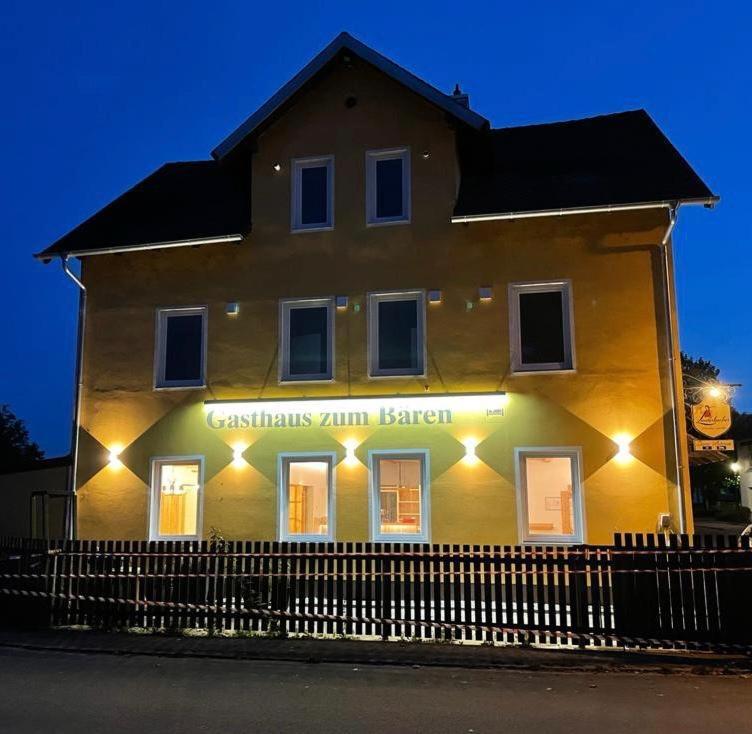 Donauwörth Gasthaus Zum Baeren מראה חיצוני תמונה