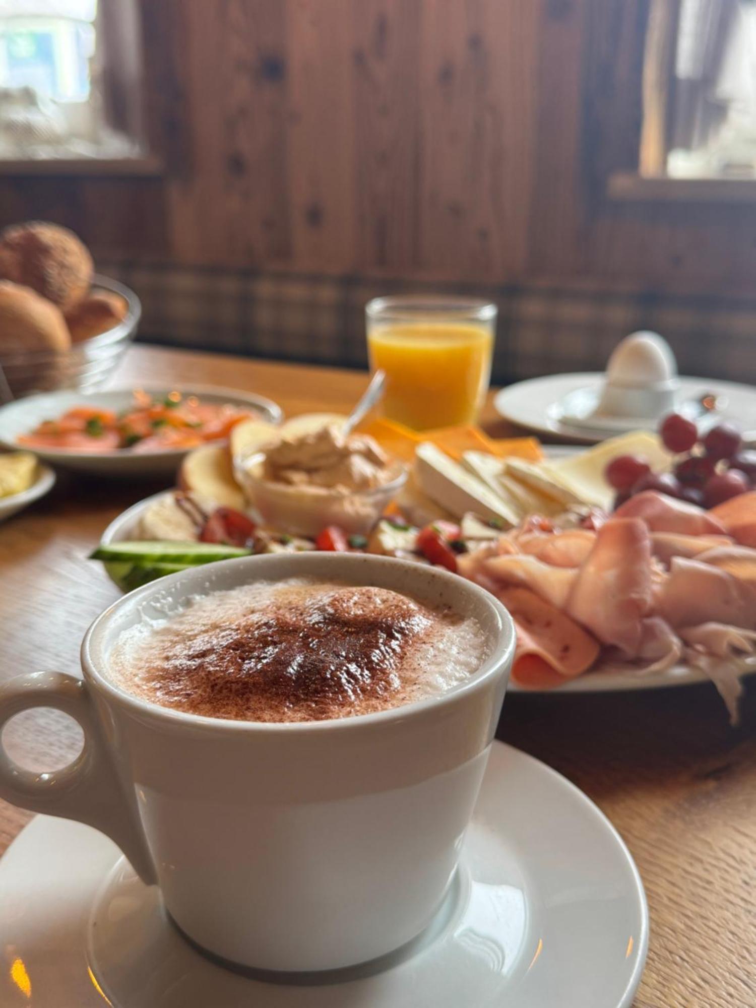 Donauwörth Gasthaus Zum Baeren מראה חיצוני תמונה